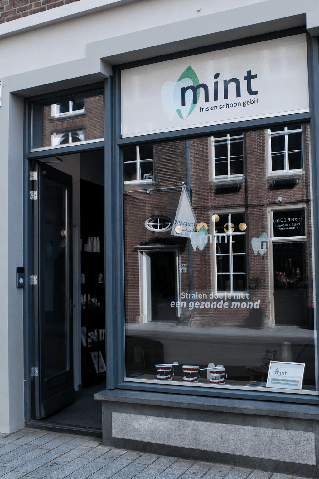 Ingang Mint, Vughterstraat 84 's-Hertogenbosch